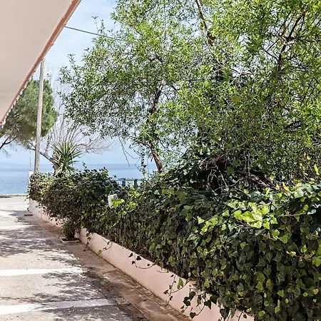 Matina's Studio Διαμέρισμα Πόρος