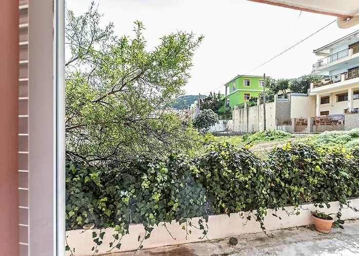 Matina's * Πόρος